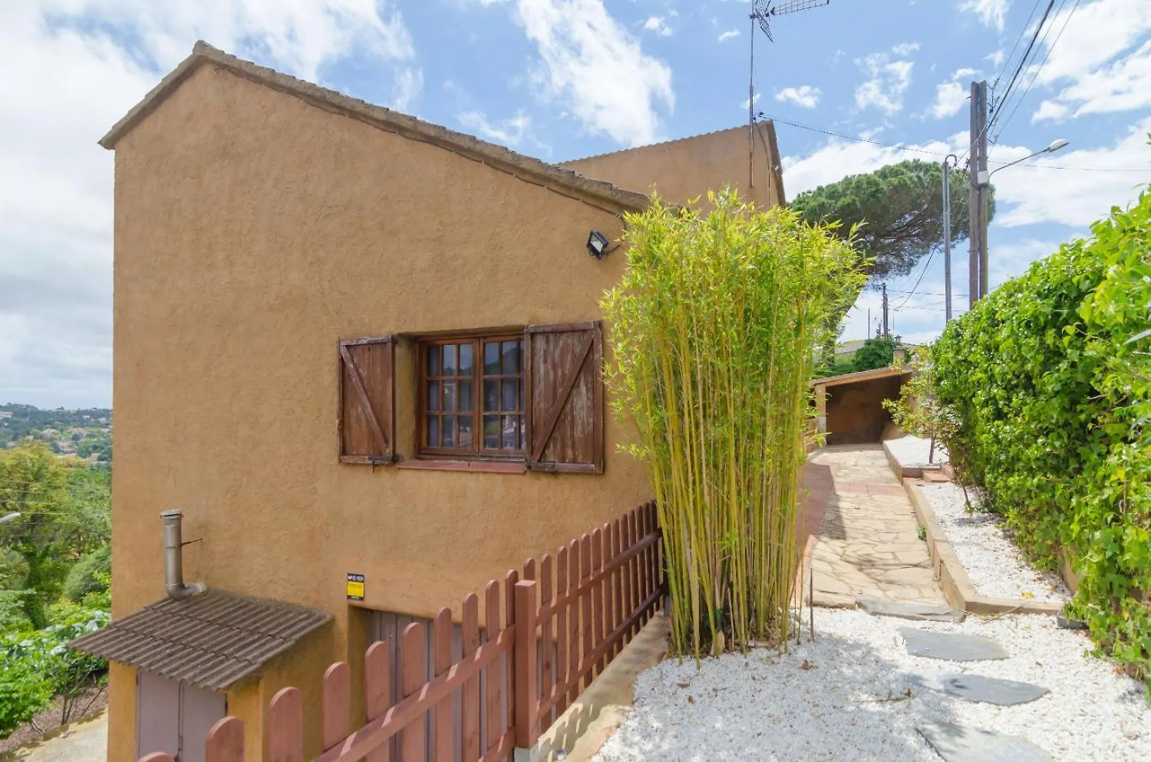 Club Villamar - Refugio Vidreres Spain